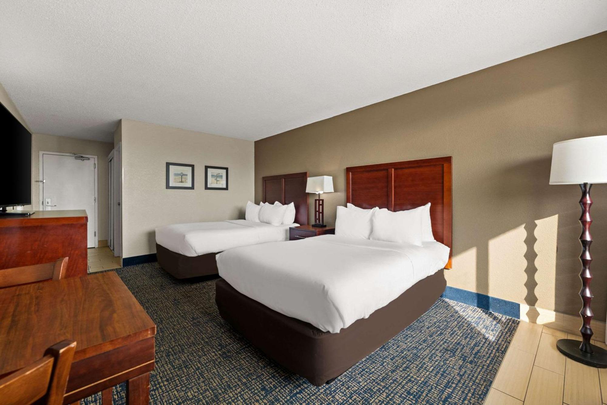 Comfort Inn On The Ocean Kill Devil Hills Exterior photo